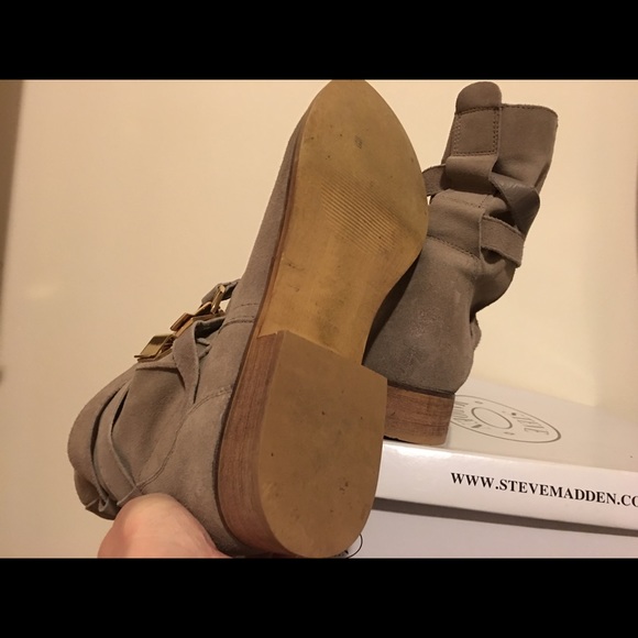 Steve Madden Haggle grey suede size 10 Booties - Picture 5 of 6